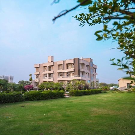 The Govindam Resort Vrindāvan エクステリア 写真