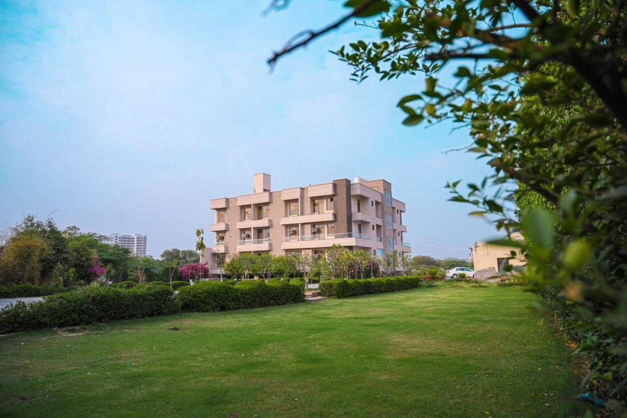The Govindam Resort Vrindāvan エクステリア 写真