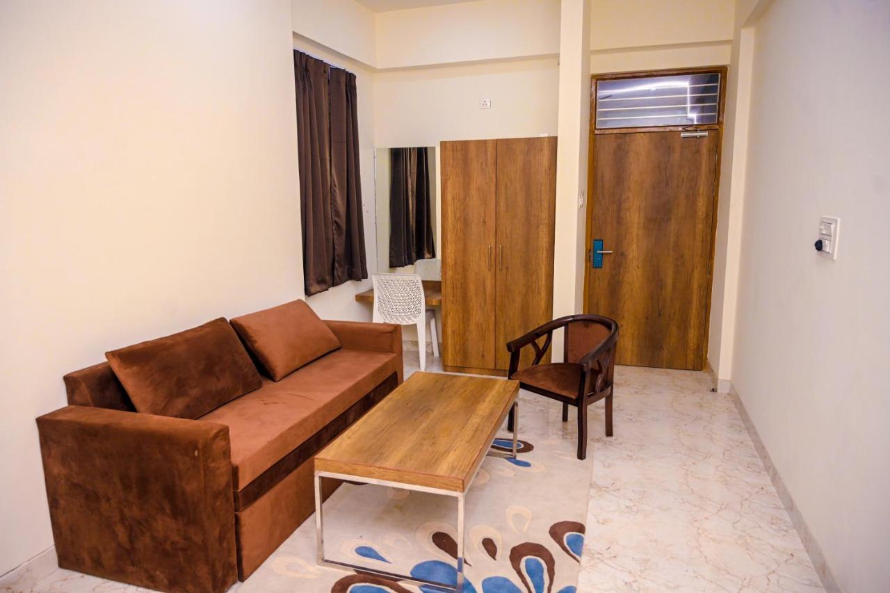 The Govindam Resort Vrindāvan エクステリア 写真